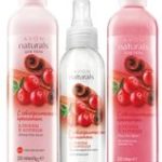 Soblaznitelnoye-trio-ot-avon-poprobuy-nabor-novinok-s-aromatom-klyukvy-i-koritsy-po-vygodnoy-tsene